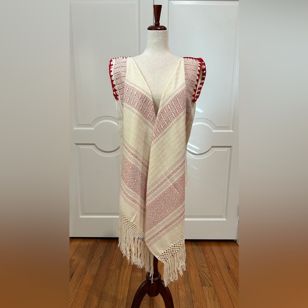 Traditional Mexican rebozo from Oaxaca. Mexican shawl. Fringed open front Vest.